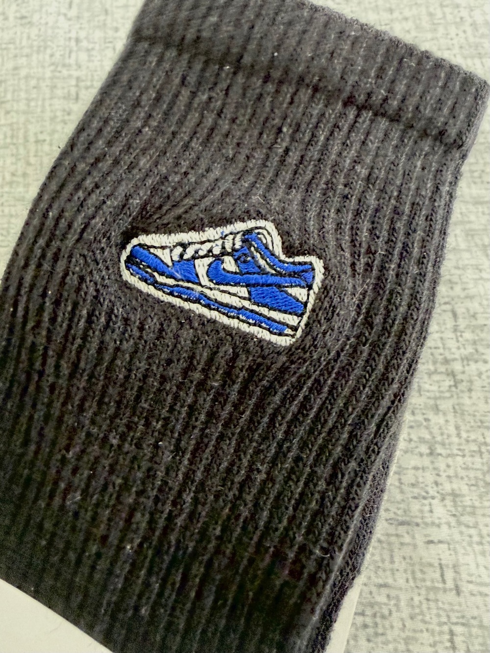 Nike Everyday Plus Dri-FIT Crew Socks Black Sneaker Graphic NWT Size M